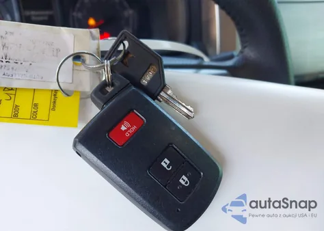 2021 Toyota 4Runner Sr5 z USA, uszkodzony, nr VIN JTEEU5JR2M5240501